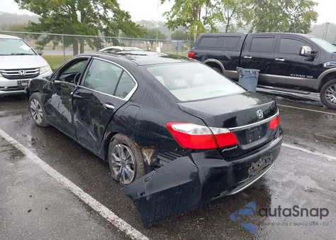 2015 Honda Accord Lx z USA, uszkodzony, nr VIN 1HGCR2F30FA221456